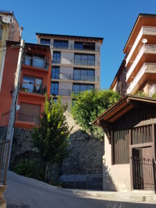 EDIFICI EN TESTERA US TURISTICLLUIS ESTEVE 161701