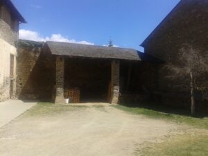 REHABILITACIO HABITATGE ERA CERETANAXAVI VILA 133137